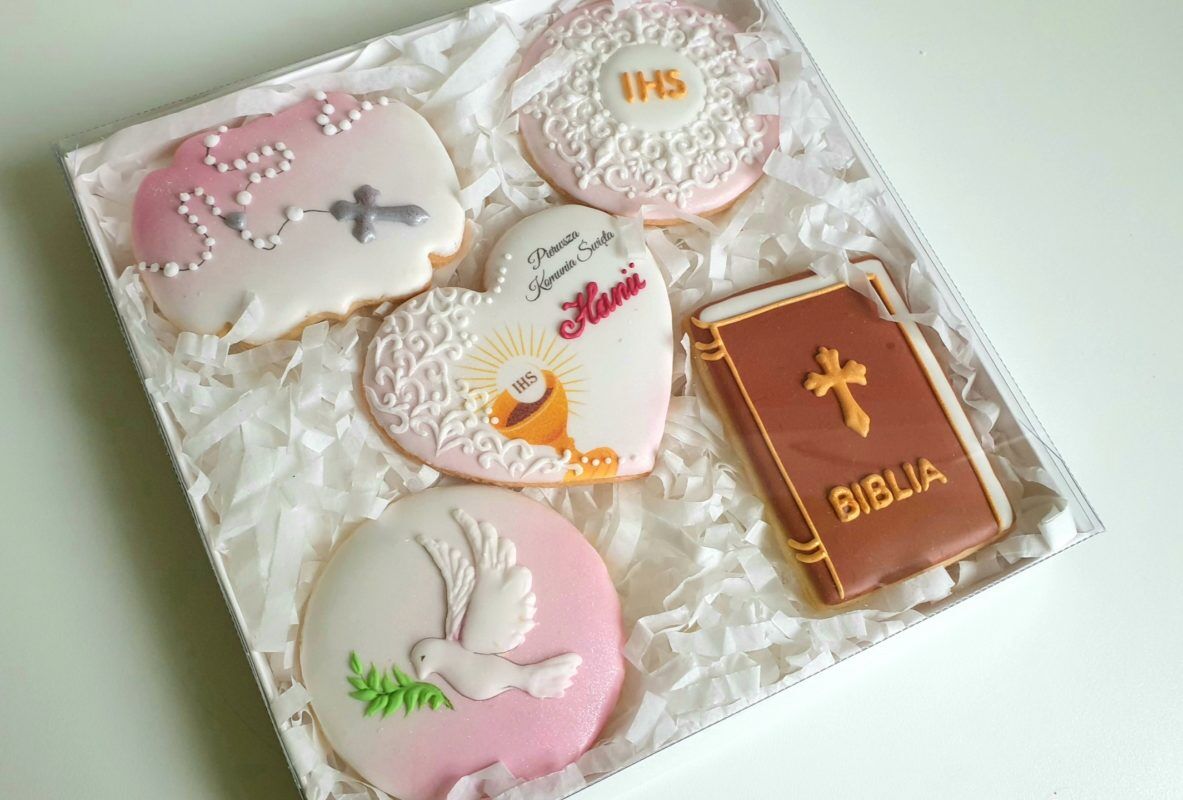 Pierniczki komunijne zestaw, podziękowania dla gości, podziękowania komunia, pierniki na komunię, ciasteczka komunijne, ciastka komunijne, podziękowania dla gości komunia, lukrowane ciasteczka - Basia sweets